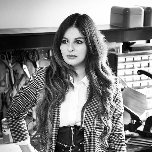 Meet your Posher, Olga - Picture 1 of 1